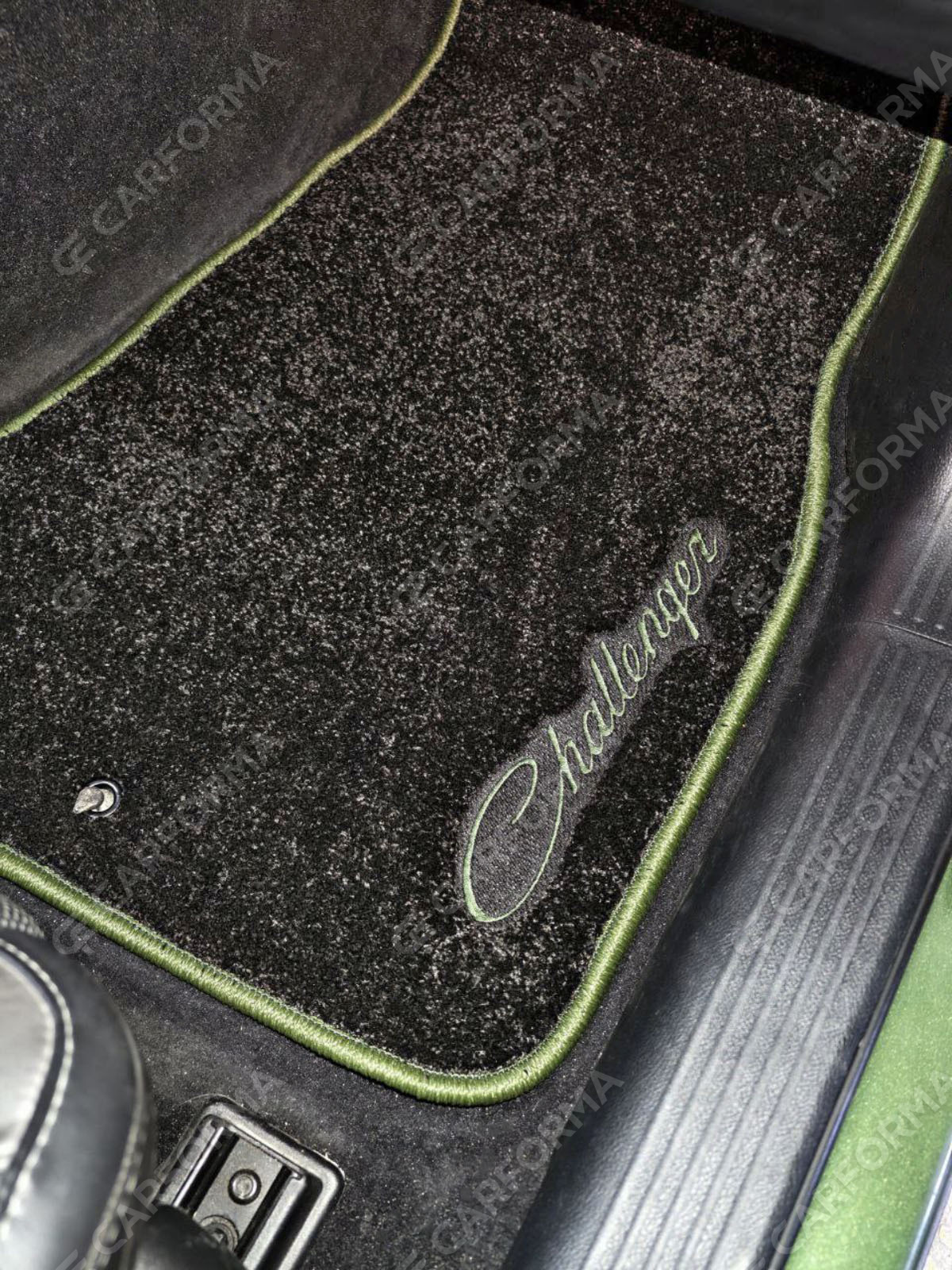 Ворсовые коврики на Dodge Challenger III 2008&nbsp;-&nbsp;2023 в Химках
