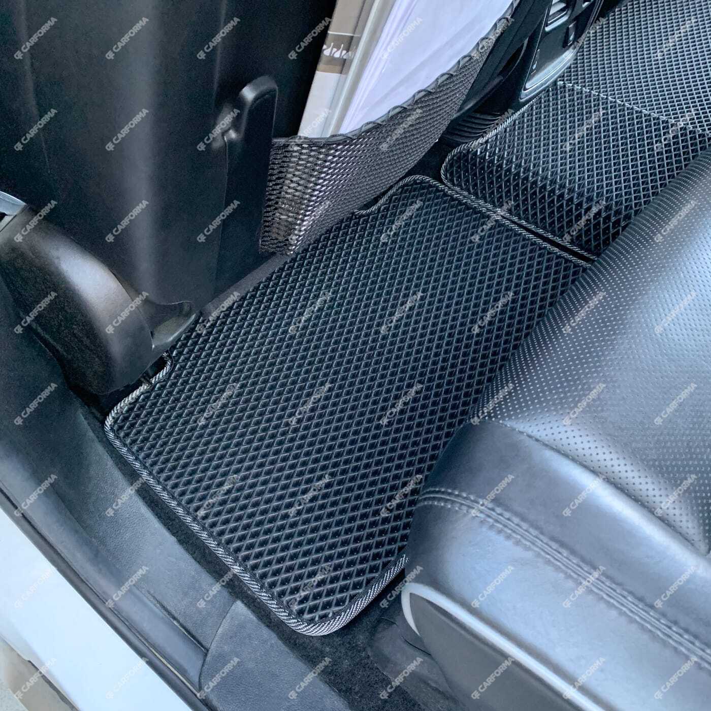 Коврики на Jeep Grand Cherokee (WK2) 2010&nbsp;-&nbsp;2022 в Химках