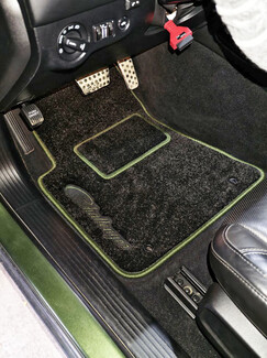 Ворсовые коврики на Dodge Challenger III 2008&nbsp;-&nbsp;2023 в Химках