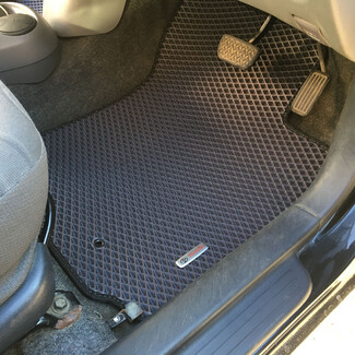 Коврики на Toyota Vitz I 1998 - 2005 в Химках Коврики на Toyota Vitz I 1998 - 2005 в Химках