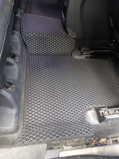 Коврики на Jeep Grand Cherokee (WK2) 2010 - 2022 в Химках