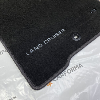 Ворсовые коврики на Toyota Land Cruiser 300 2021&nbsp;-&nbsp;2026 в Химках