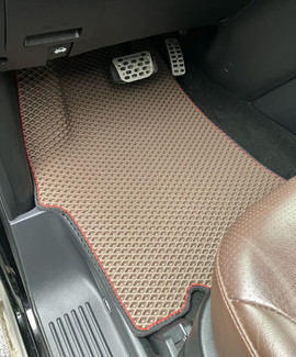 Ворсовые коврики на Hyundai H1 II 2007 - 2022 в Химках