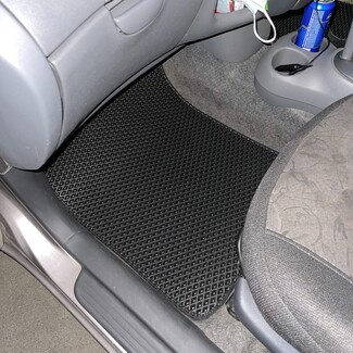 Коврики на Toyota Vitz I 1998 - 2005 в Химках Коврики на Toyota Vitz I 1998 - 2005 в Химках