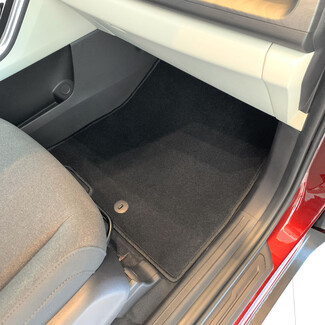 Коврики на KIA Carnival IV 8 мест 2020 - 2025 в Химках Коврики на KIA Carnival IV 8 мест 2020 - 2025 в Химках